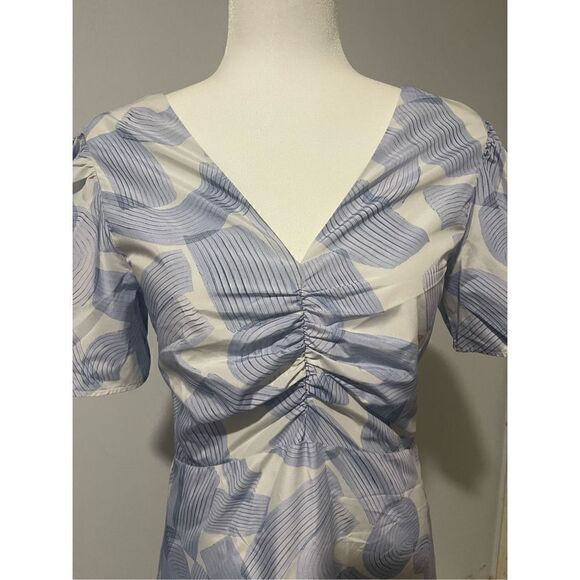 Club Monaco Ruched front dress blue print (0) - Picture 3 of 10